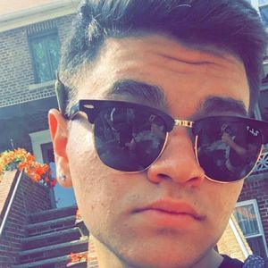 Meet your Posher, Sam